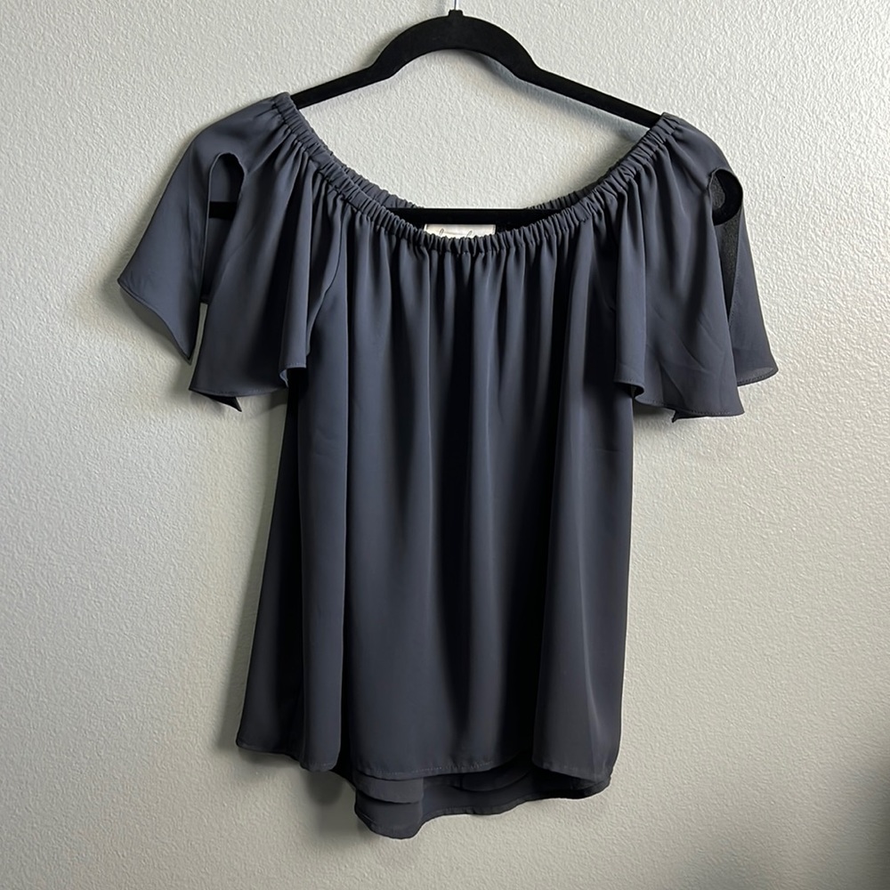Eden in Love Gray off the shoulder top